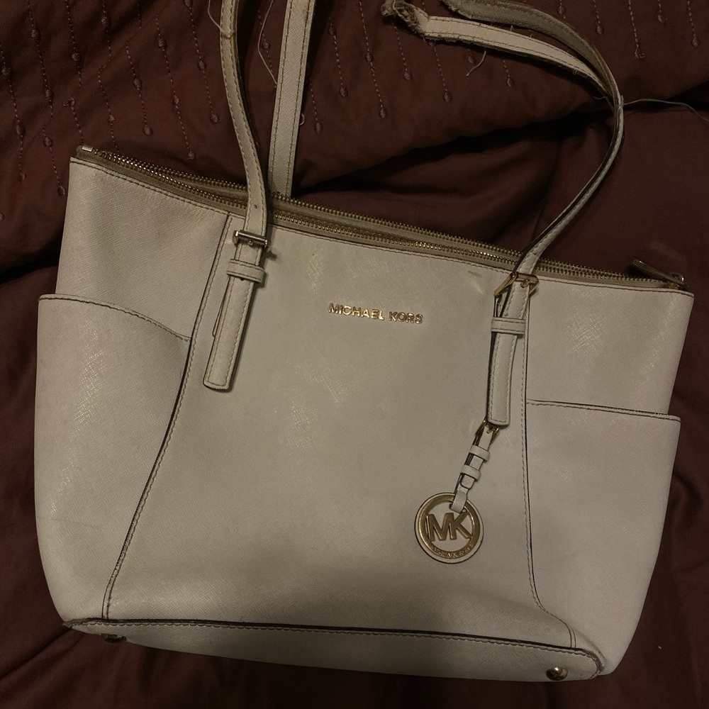 Loved Michael Kors jet set